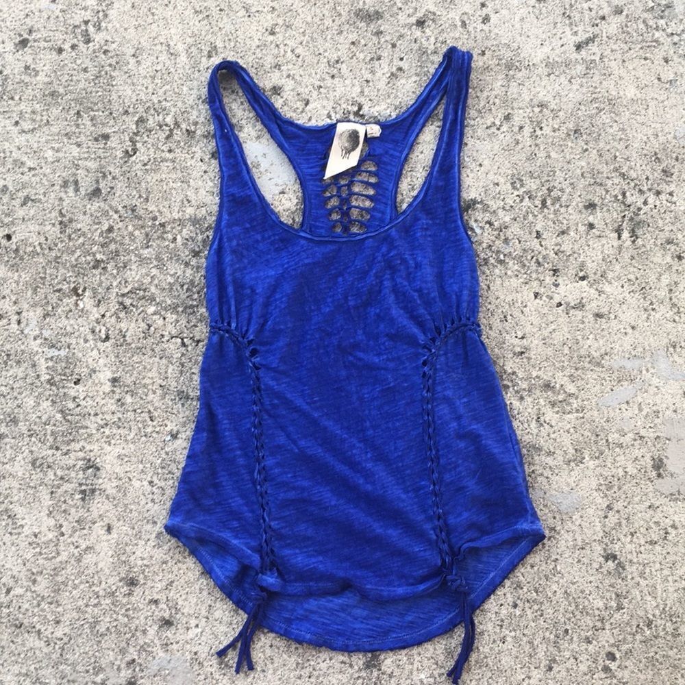 Anthropologie destructed tank. Small